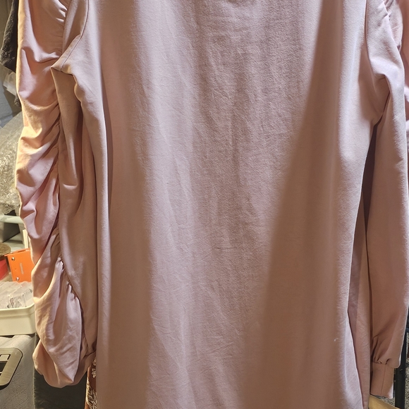 SHEIN Light Pink Casual Tee dress - Picture 5 of 6